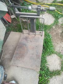 BILANCIA BASCULA CON PESI