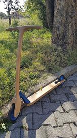 Monopattino in Legno