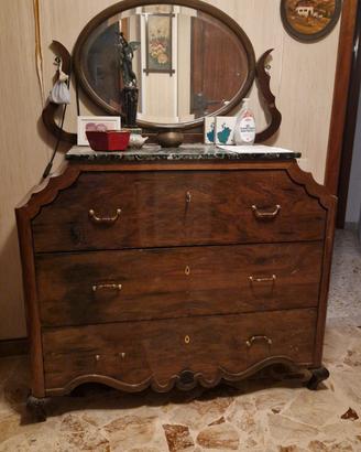 Comò Antico In legno con piano in Marmo e Specchio