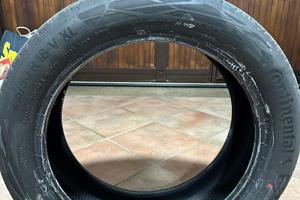 Continental EcoContact 6 215/50 R18