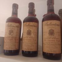Bottiglie di whisky Ballantines (n.3)30 years old