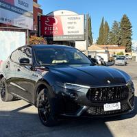 Maserati Levante 2.0 mhev Executive 330cv auto
