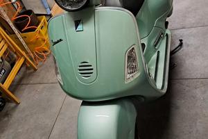 Vespa Granturismo 200L