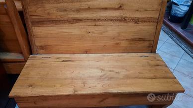 Panca con vano contenitore, seduta tre posti