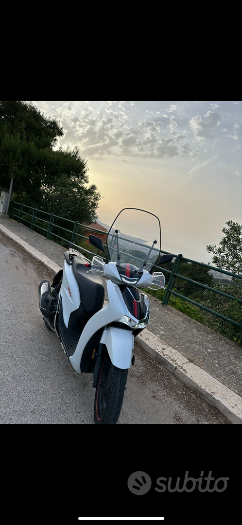 Scooter Sh 125 Sport Usato Honda Sh 125 Sport Moto E Scooter In