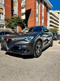 Alfa Romeo Stelvio Executive 2.2 190CV