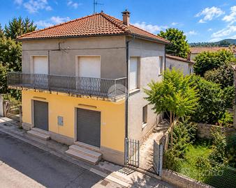 CASA INDIPENDENTE A ATRI