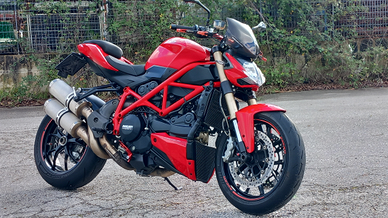 Ducati Streetfighter 848 con solo Km 1000