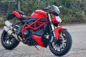 Ducati Streetfighter 848 con solo Km 1000