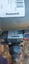 Bruciatore e ventilatore  vaillant Honeywell 