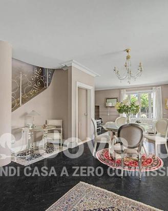 Villa di 221 m² con più di 5 locali a Prato