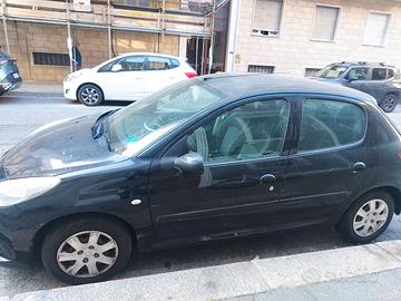 Peugeot 206+ 1500 euro