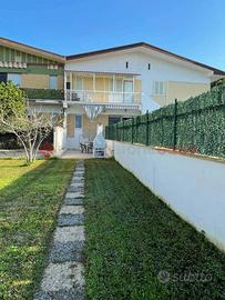 Villa a schiera Terracina [Cod. rif 3191419VRG]