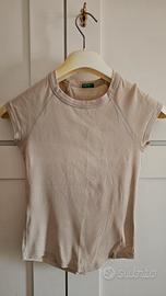 T-Shirt Benetton Sagomata