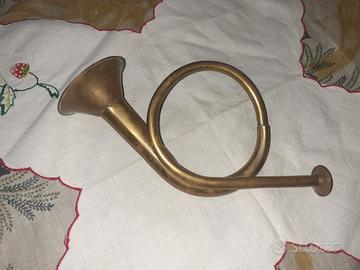 trombetta in ottone vintage