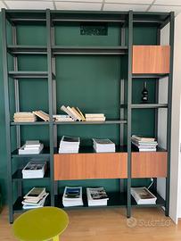 Libreria “Pontile” di Novamobili verde