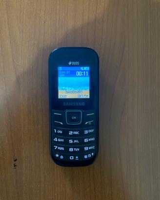 Cellulare Samsung GT-E1202