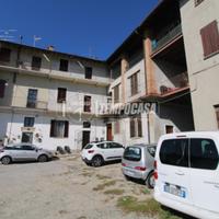 LAMBRUGO - A pochi passi dalla Stazione di Meron