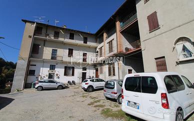 LAMBRUGO - A pochi passi dalla Stazione di Meron