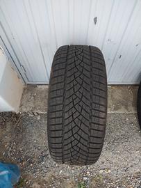 Gomme usate come nuove