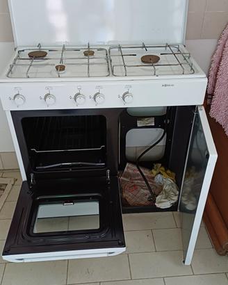  cucina a gas  