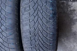 Set 4 cerchi in ferro + gomme Bridgestone