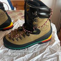 Scarponi la sportiva