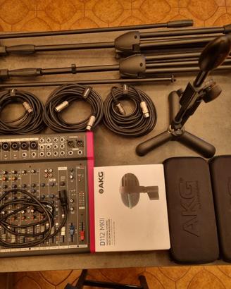 Kit per microfonare batteria