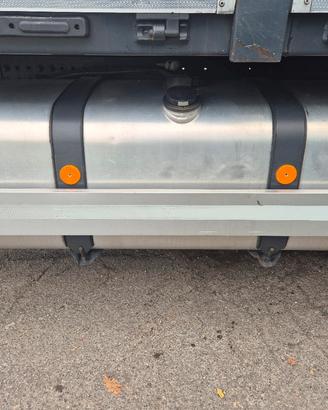 Serbatoio gasolio 500lt  Mercedes Actros