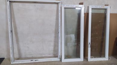 Finestra 2 ante in pvc, bianco