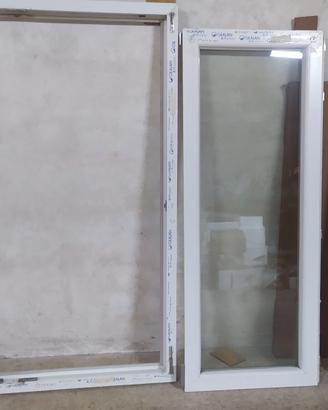 Finestra 2 ante in pvc, bianco