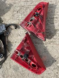Fari posteriori Renault clio 2 serie 2001