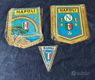 Gagliardetti del primo scudetto del Napoli