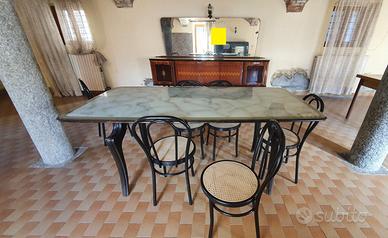 Raro vecchio antico tavolo legno vetro con sedie