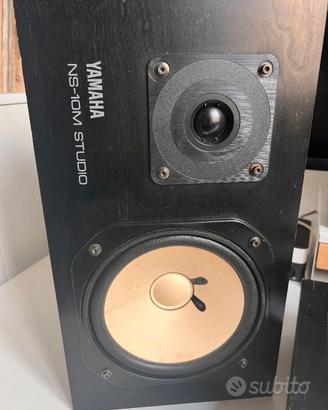 CASSE YAMAHA NS10 M studio monitor