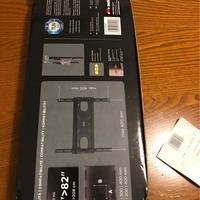 supporto a muro per TV della Meliconi