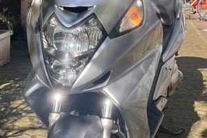 Honda silver Wing 600