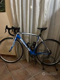 bici da corsa bianchi