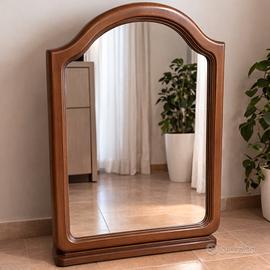 Specchio grande con cornice in legno 
