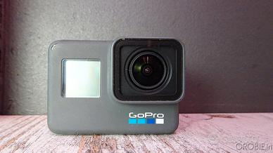 GoPro Hero 6 black accessoriata