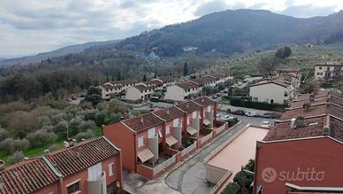 Casa indipendente di 131 m² con più di 5 locali e 