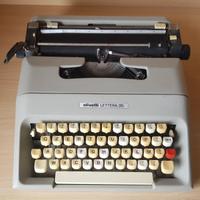 Macchina da scrivere manuale Olivetti LETTERA 35
