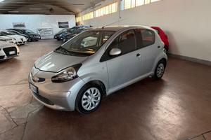 Toyota Aygo 1.0 12V VVT-i 5 porte Deep