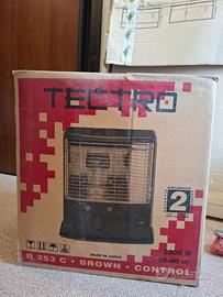 Stufa a combustibile liquido Tectro R 253 C (da 22