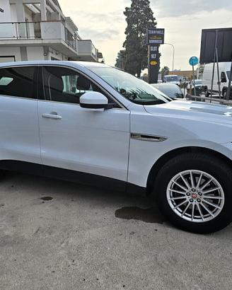 Jaguar F-Pace 2.0 D 180 CV AWD aut. Pure