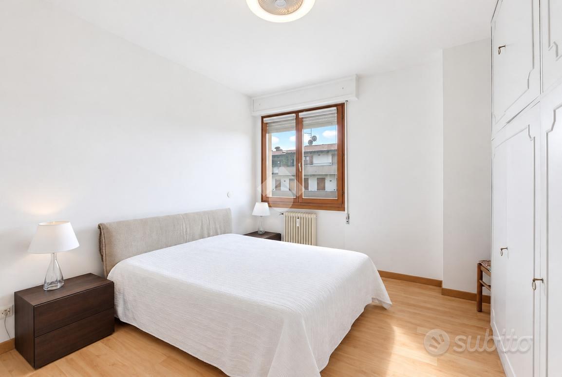 Apartment in Desenzano del Garda, Rivoltella del Garda - More