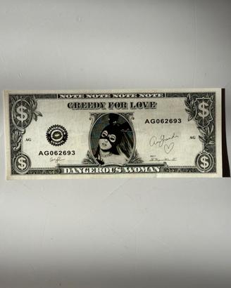 Ariana Grande - dollar bill Tour Dangerous Woman
