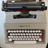 Macchina da scrivere Olivetti Lettera 35