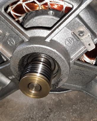 motorino lavatrice indesit