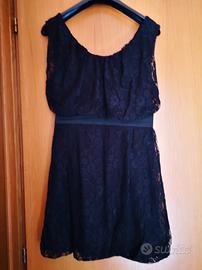 vestito nero in pizzo